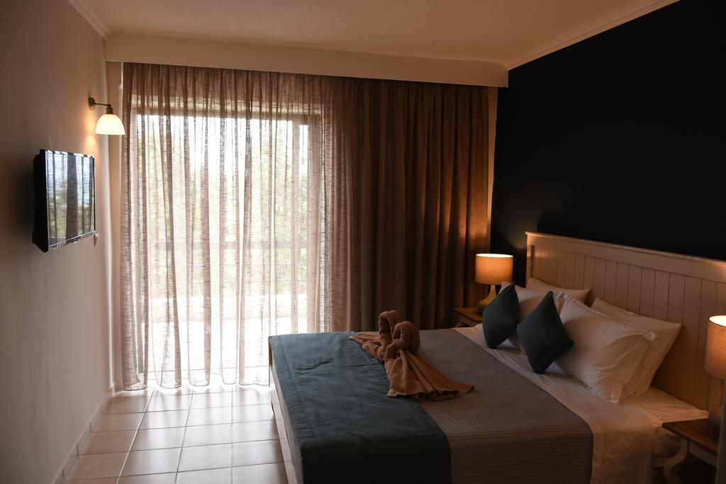 Kassandra Mare Hotel Potidée Extérieur photo